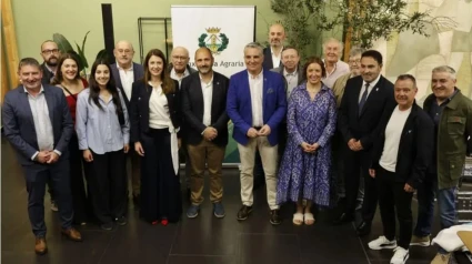 Diversas autoridades, representantes institucionales y académicos participan en la gala