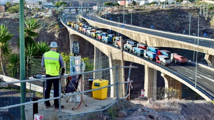 Los transportistas aplauden la apertura del viaducto del Guiniguada pero aseguran que llega muy tarde