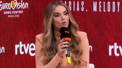Melody durante la rueda de prensa de RTVE