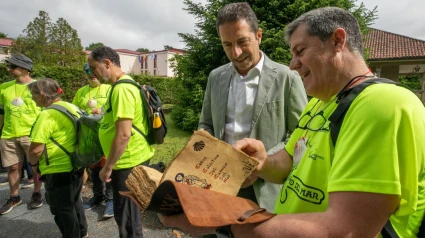 Entrega de Manifiesto Camino del Mar