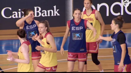 Helena Pueyo en un entrenamiento con España en Mallorca