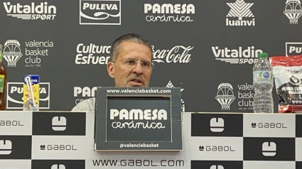 Pedro Martínez responde a los medios antes de recibir al Breogán Lugo