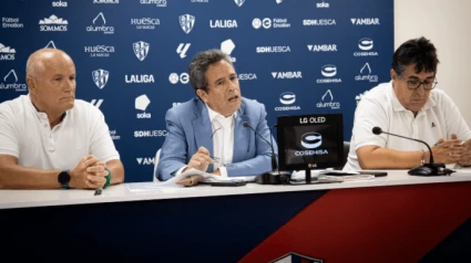 Javier Cruz, a la derecha de la imagen