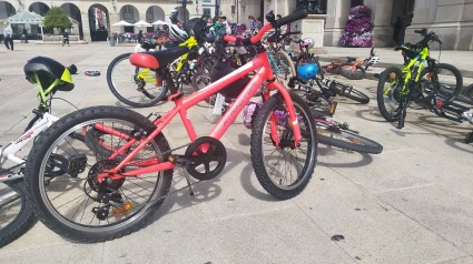 Bicicletas en la plaza de María Pita de A Coruña