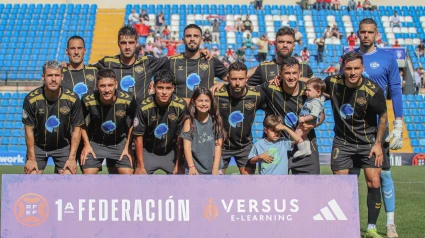 Nacho González y Julio Gracia, en uno de los últimos onces de la temporada del Intercity.