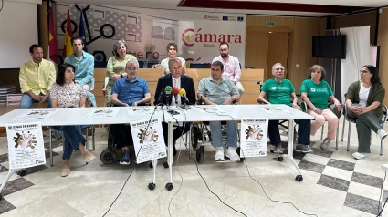 Presentación de las "Cenas en blanco" a favor de los enfermos de ELA
