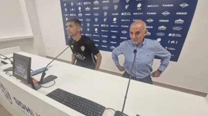 Imagen de última rueda de prensa del Huesca