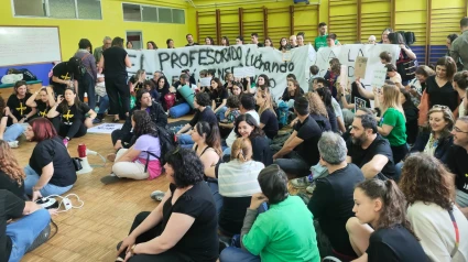 Encierro de profesores en el I.E.S. La Magdalena, en Avilés