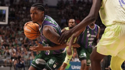 Así te hemos contado el final de partido entre Unicaja y Barça (97-101)