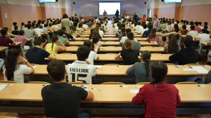 Estudiantes asistentes a uno de los exámenes de la PEvAU en Córdoba.
