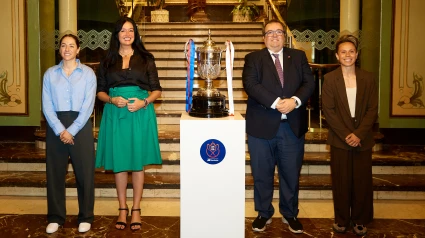 LLegada Copa de la Reina a Huesca y embajadoras