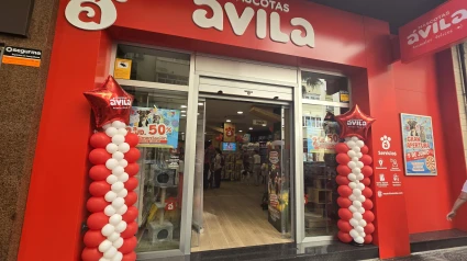 Fachada de la nueva tienda
