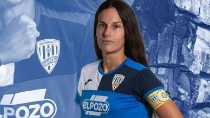 Judith Caravaca seguirá en Alhama El Pozo