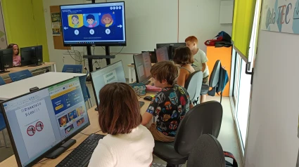 ¿Tú también has dicho aquello de campamento digitaaallll? Es la cuña pegadiza de moda en la radio: "Aprendizaje"