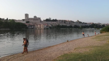 Playa fluvial de Los Pelambres en Zamora