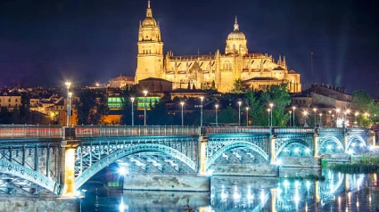 Vista nocturna de Salamanca