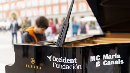 Tu ciudad se llena de pianos