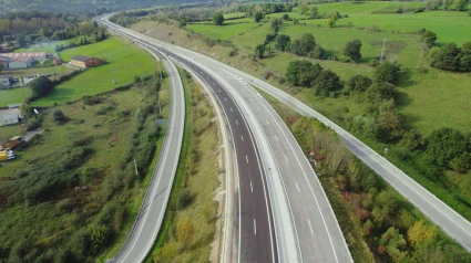 Autovía A-63 a su paso por Salas