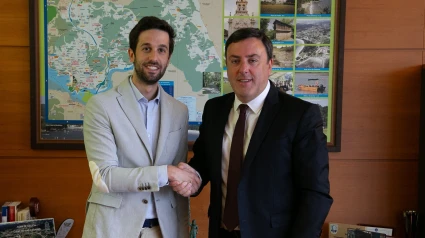 Fernando Couce, alcalde de Cabanas, y Valentín González Formoso, presidente de la Diputación