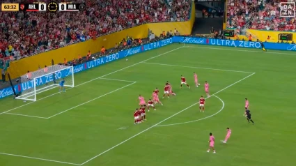 Falta tirada por Messi con el Inter de Miami