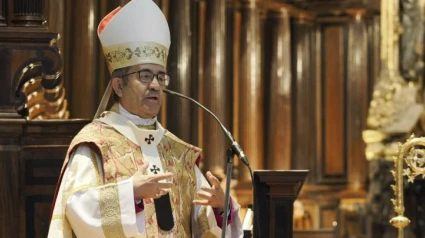 El arzobispo de Valladolid y presidente de la Conferencia Episcopal Española, habla en esta última publicación de la importancia de la Eucarística del Domingo