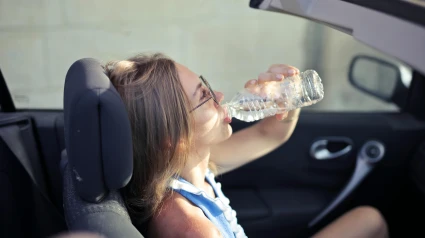 Cómo preparar tu viaje para afrontar una ola de calor sin riesgos