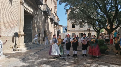 Las jotas han protagonizado parte del acto de homenaje