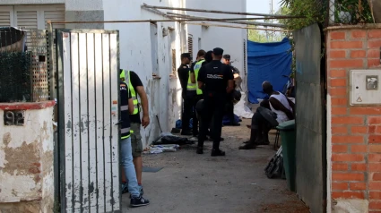 Imagen de la operación policial de esta mañana en Salou, que ha finalizado con 19 detenidos