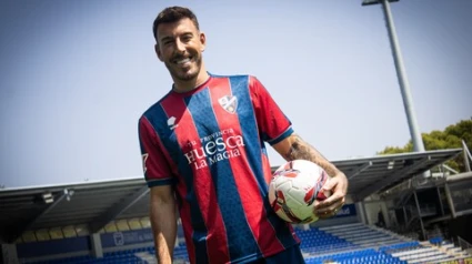 Enrich se aleja del Huesca