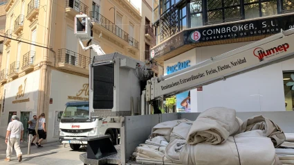 INSTALACIÓN TOLDOS CALLE MÉNDEZ NÚÑEZ