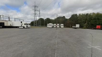 Detenido un septuagenario por pinchar las ruedas de 19 camiones en Vilalba