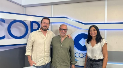 Javier Viver junto a Jorge Bustos y Pilar Cisneros en 'Mediodía COPE'