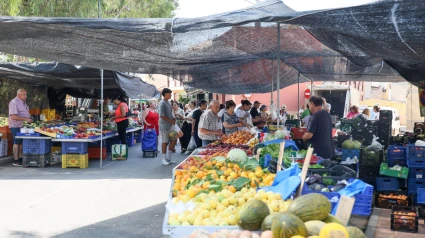 Imagen del mercado ambulante de los jueves en la ciudad de Lorca