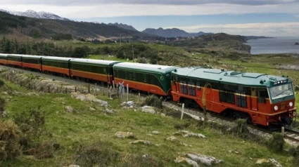 De Bilbao a León abordo de un tren histórico: El expreso de la Robla