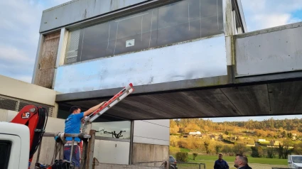 Trabajos en altura o en zonas confinadas, el caso es cumplir con los clientes