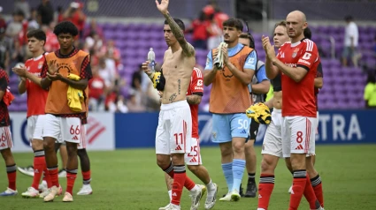 Los futbolistas del Benfica celebran el triunfo contra el Auckland City