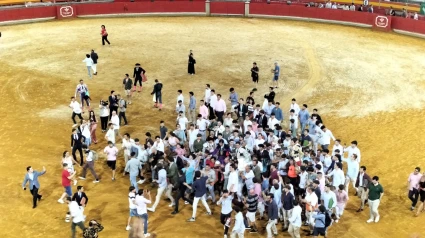 Morante, Roca Rey y Pablo Aguado salen a hombros