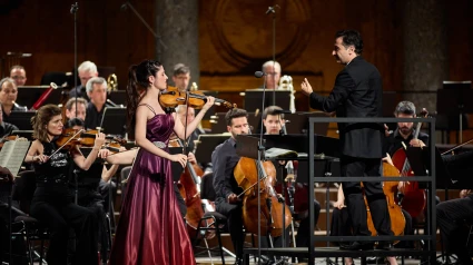 María Dueñas junto a la Orquesta Nacional de España