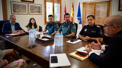 Sesión constitutiva de la Junta Local de Seguridad en Becerril de la Sierra