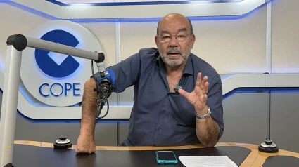 Ángel Expósito analiza la actualidad en el videoblog de 'La Linterna'