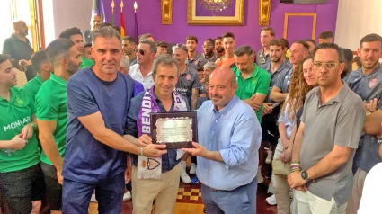 Julio Millán recibe al Real Jaén tras el ascenso: “Nos espera el fútbol profesional”