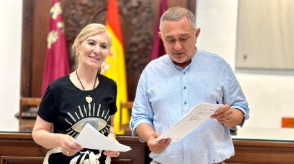 Carmen Menduiña, primera teniente de alcalde de Lorca, y Ángel Meca, concejal de Agua