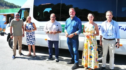 Comienza el servicio de lanzadera de Cantarriján, en la Herradura