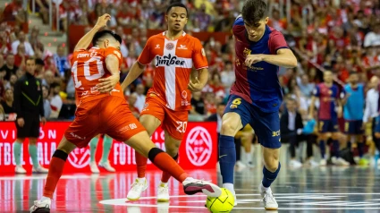 El Barça regala la liga en un minuto fatídico