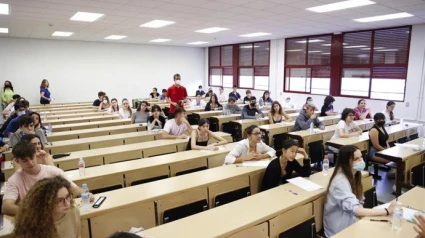 universitarios
