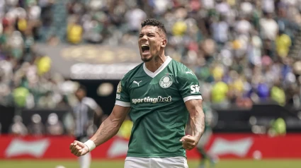Paulinho celebra el gol contra Botafogo