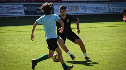Carlos Ramos durante el campus infantil