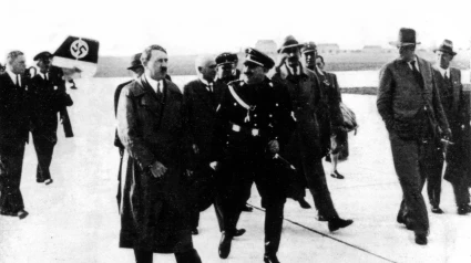 La Noche de los Cuchillos Largos. Hitler llegó a Múnich con Christian Weber, líder supremo de las SA, tras el asesinato de Röhm el 30 de junio de 1934, Alemania.