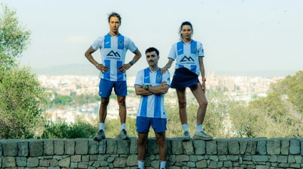 Imagen promocional de la nueva camiseta del Atlético Baleares