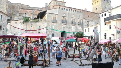 Mercado Martes Mayor de Plasencia